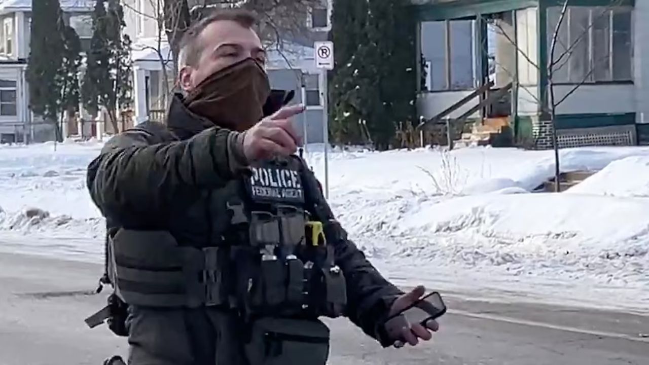 ICE Agent Involved in Fatal Minneapolis Shooting Suffered Internal Bleeding, Officials Say