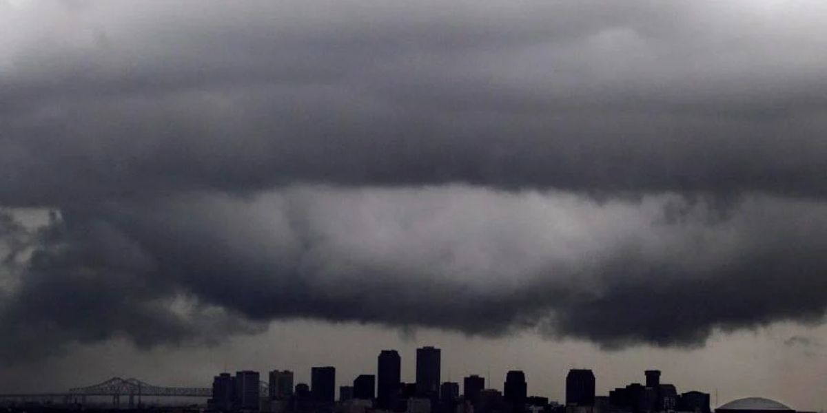 New Orleans Faces Flooding and Isolated Tornado Threats Ahead of Weekend Cold Front