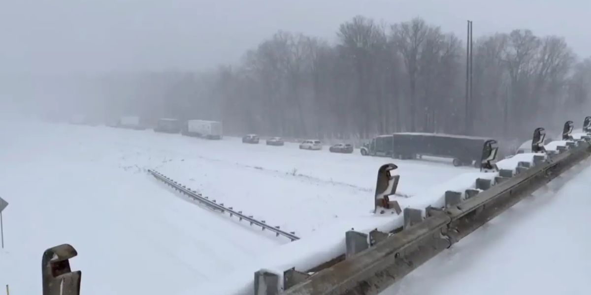 One Dead in Multi-Vehicle Crash on I-79 in Mercer County Amid Snowy Conditions