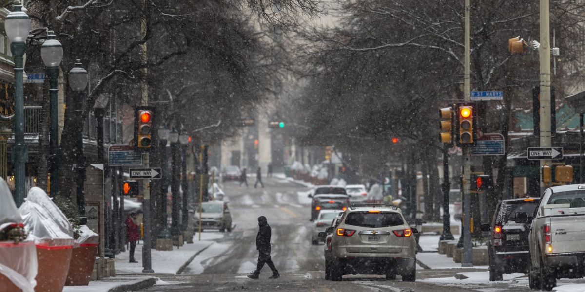San Antonio’s Second-Warmest January Start on Record Ahead of Sharp Cold Front